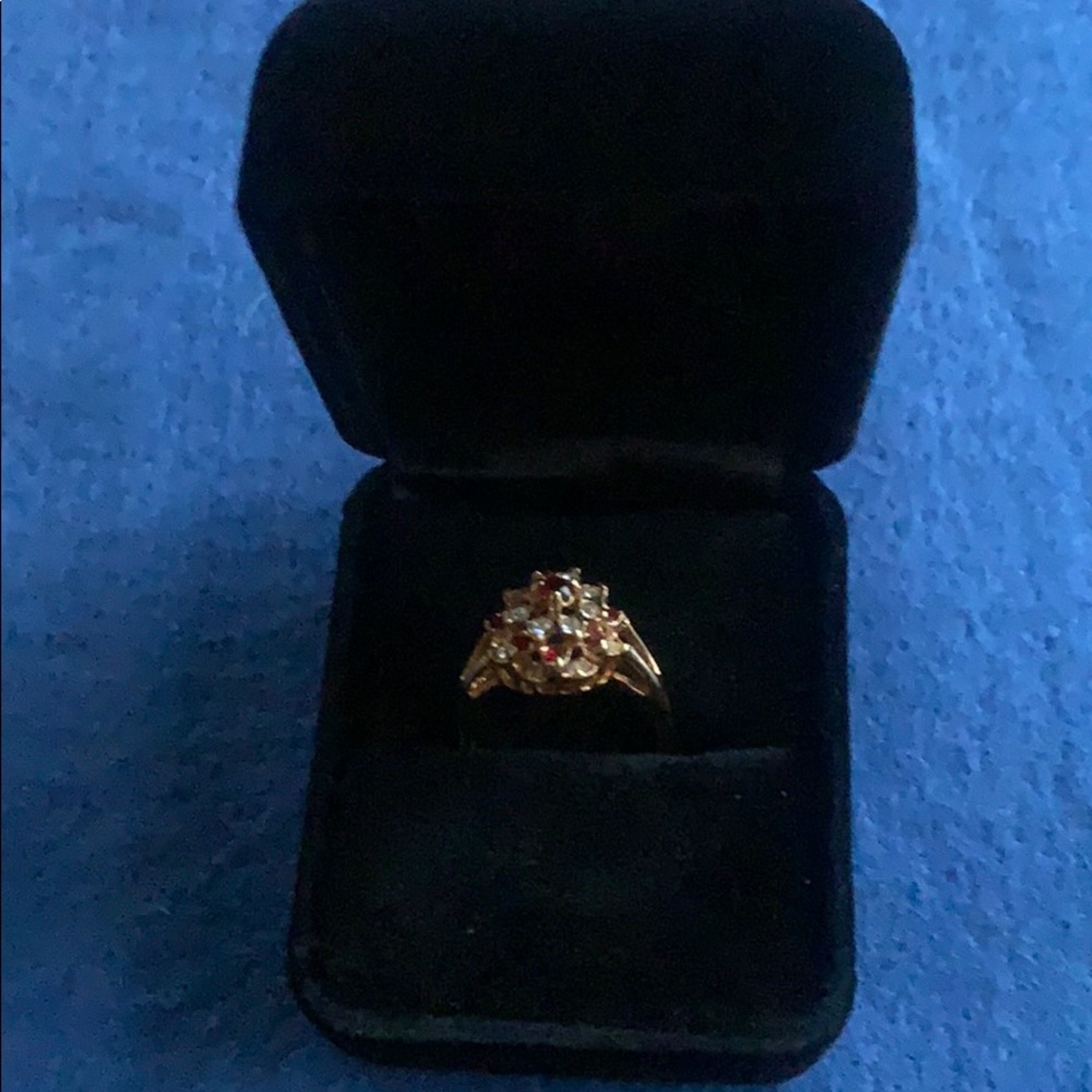 Vintage Ring - Picture 4 of 4